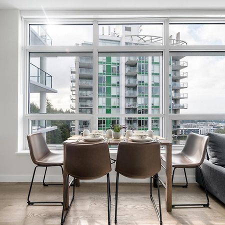 Urban Oasis: Stylish Apartment Retreat At Ubc Ванкувер Экстерьер фото