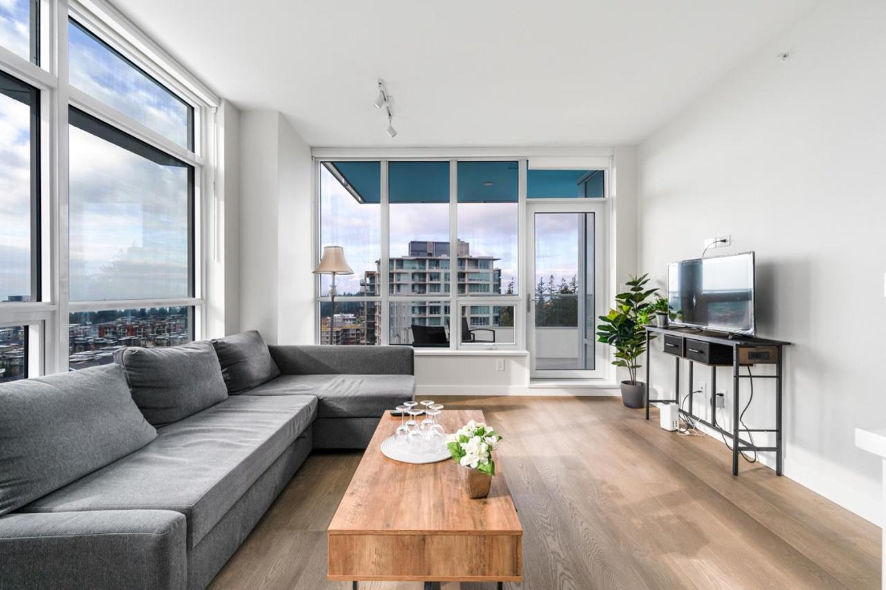 Urban Oasis: Stylish Apartment Retreat At Ubc Ванкувер Экстерьер фото